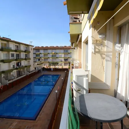 Apartment In L Estartit Near Sandy *